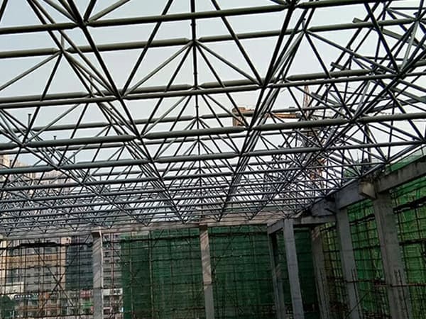 六安螺栓球网架工程报价